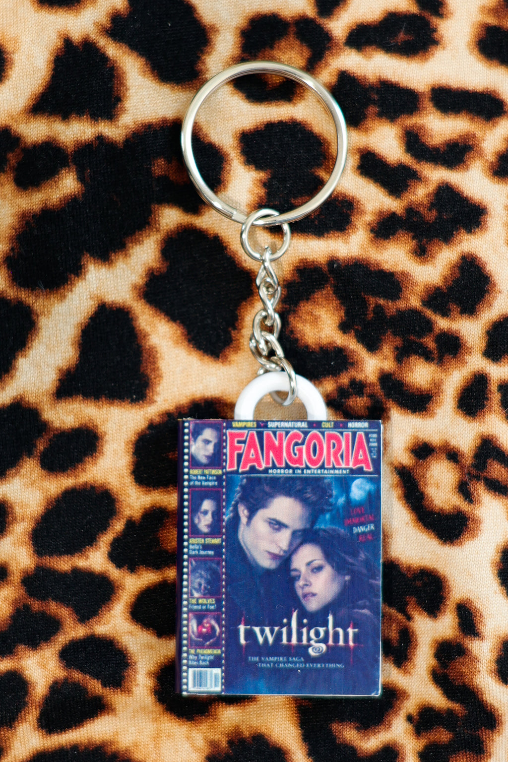 Fangoria Twilight Movie Magazine Keychain