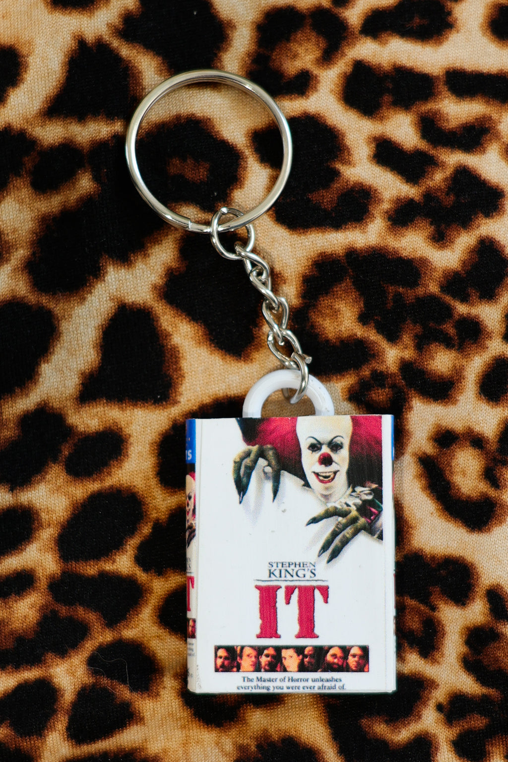 Pennywise, IT VHS Keychain